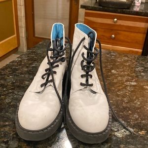 Boots white color 9,5 made in Italy very good condition